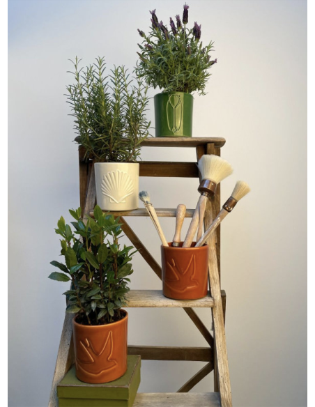 CACHE POT- MONOCHROMIC