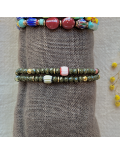BRACELET PERLES DE VERRES ET AFRICAINES - LES FILLES DE COEUR 