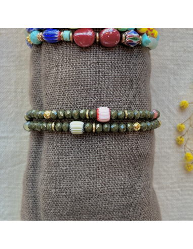 BRACELET PERLES DE VERRES ET AFRICAINES - LES FILLES DE COEUR 