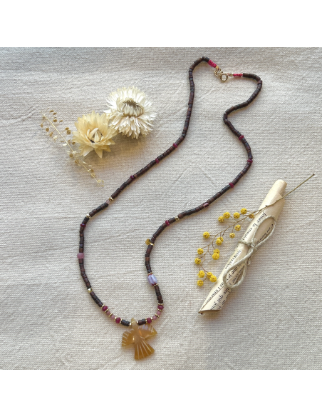 COLLIER COQUILLAGE PENDENTIF AIGLE- LES FILLES DE COEUR 