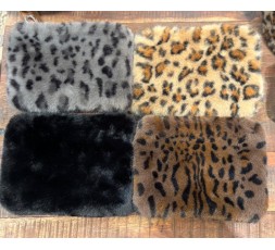 POCHETTE ZIPPEE FAUSSE FOURRURE -WARO