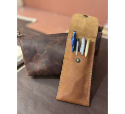 ETUI À STYLOS TROTTEUR EN CUIR - LAMALI 