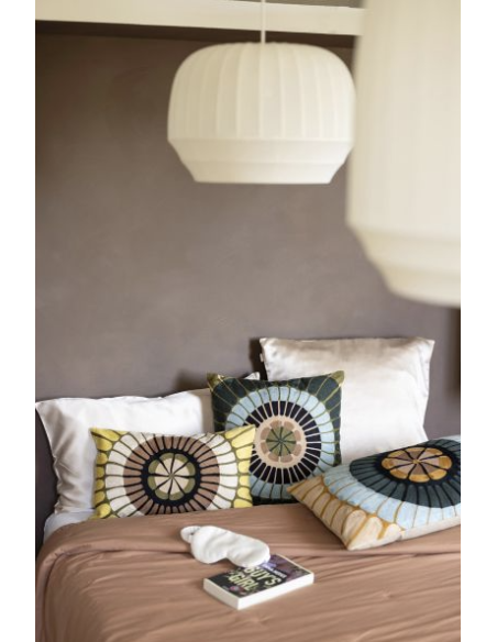 COUSSIN BRODÉ ZENO MULTICO  45X45CM - VIVARAISE