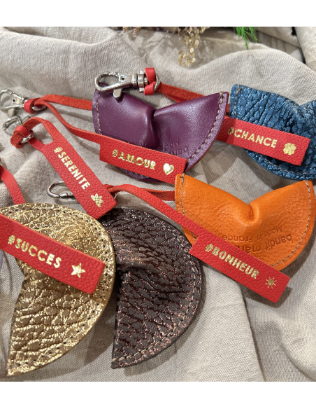 PORTE CLES BISCUIT FORTUNE EN CUIR  - BANDIT MANCHOT