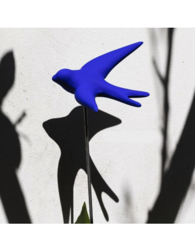 VOLAGE - MONOCHROMIC