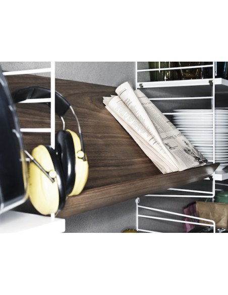 SYSTEME D'ETAGERES MODULABLES - STRING FURNITURE