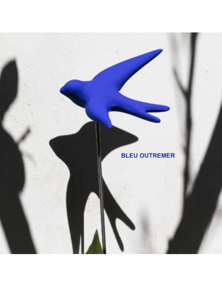 VOLAGE - MONOCHROMIC