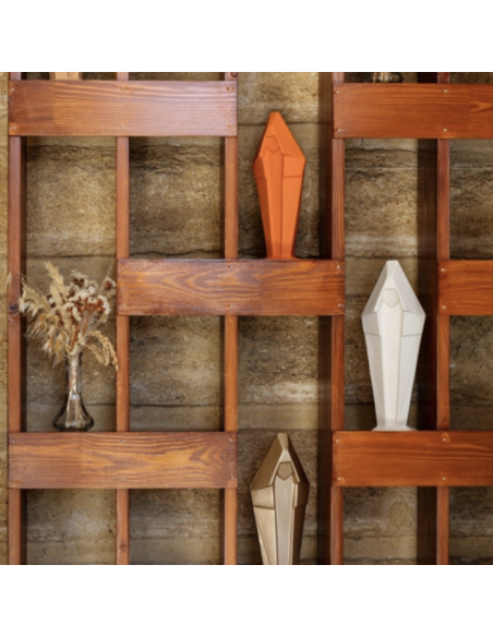 DIVINE - MONOCHROMIC