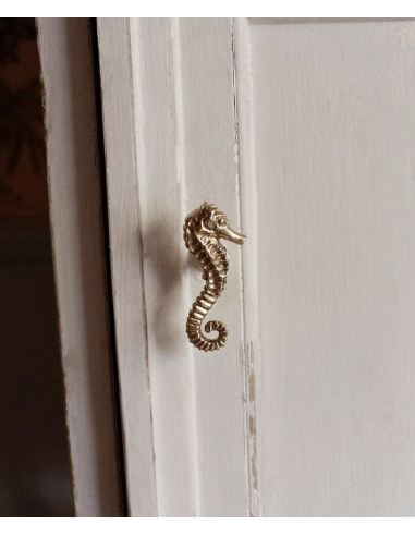 BOUTON DE PORTE - DOING GOODS