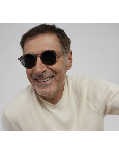 LUNETTES SOLAIRES D  IZIPIZI- 