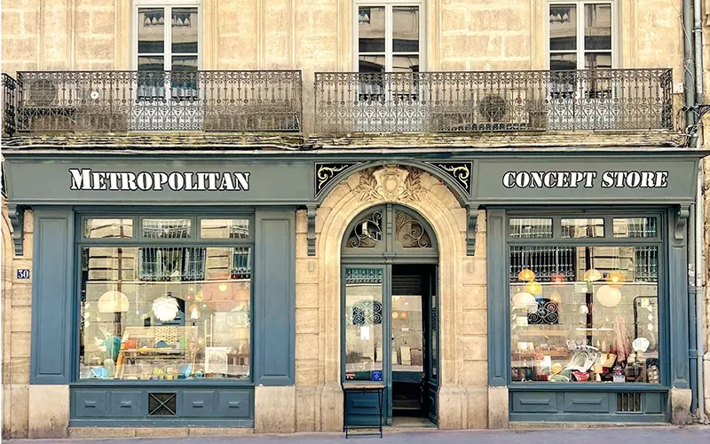 Metropolitan concept Store